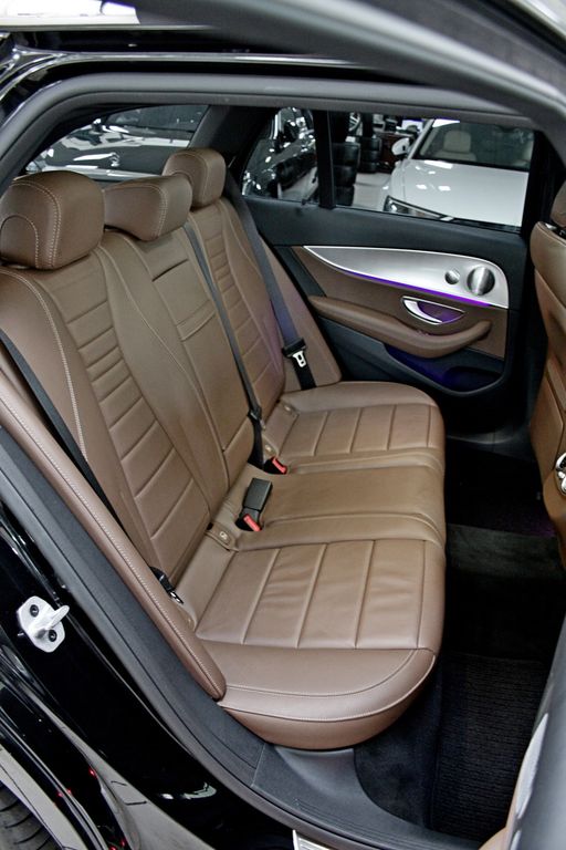 Mercedes-Benz E 400 d T AMG AHK STANDH MEMORY NETTO 28.600