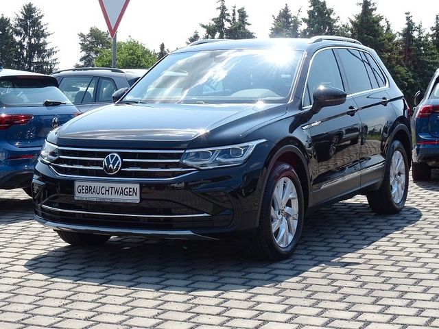 Tiguan 2.0 TDI DSG Elegance 4Motion / Matrix