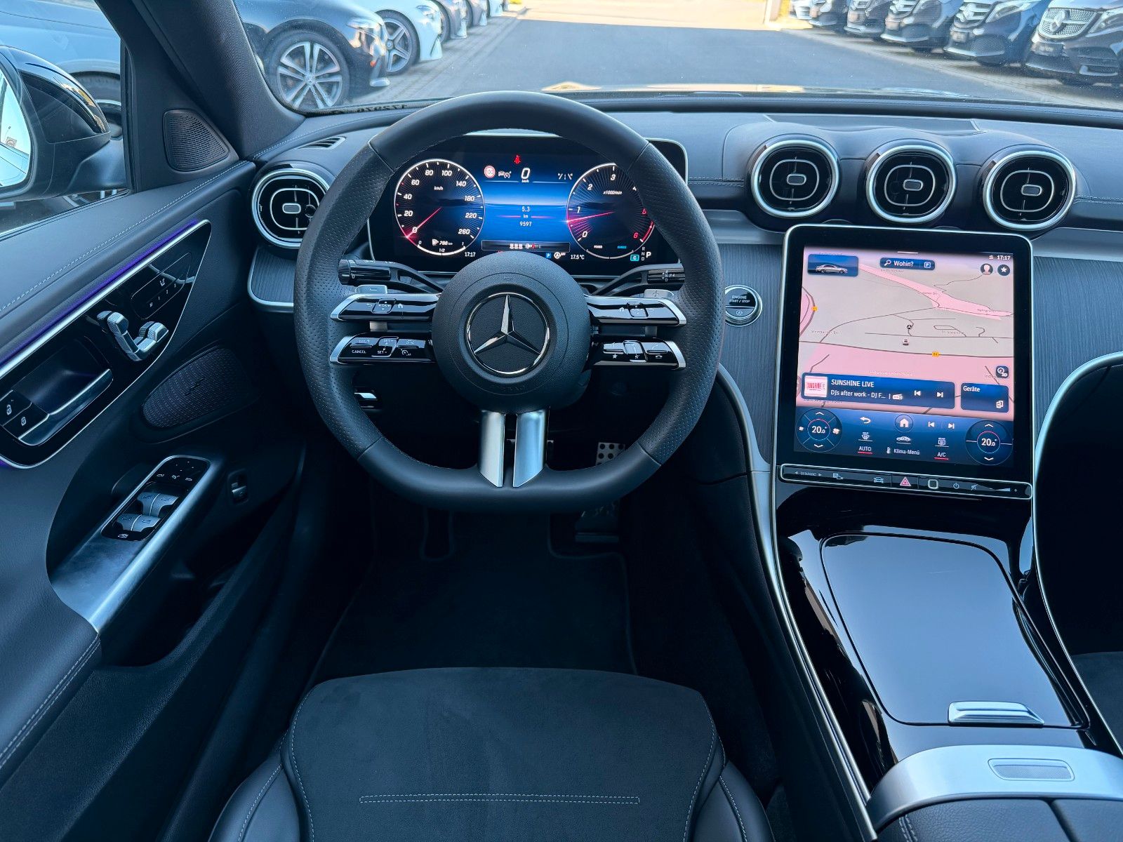Fahrzeugabbildung Mercedes-Benz C 200d AMG+Pano+Digital+Memory+Night