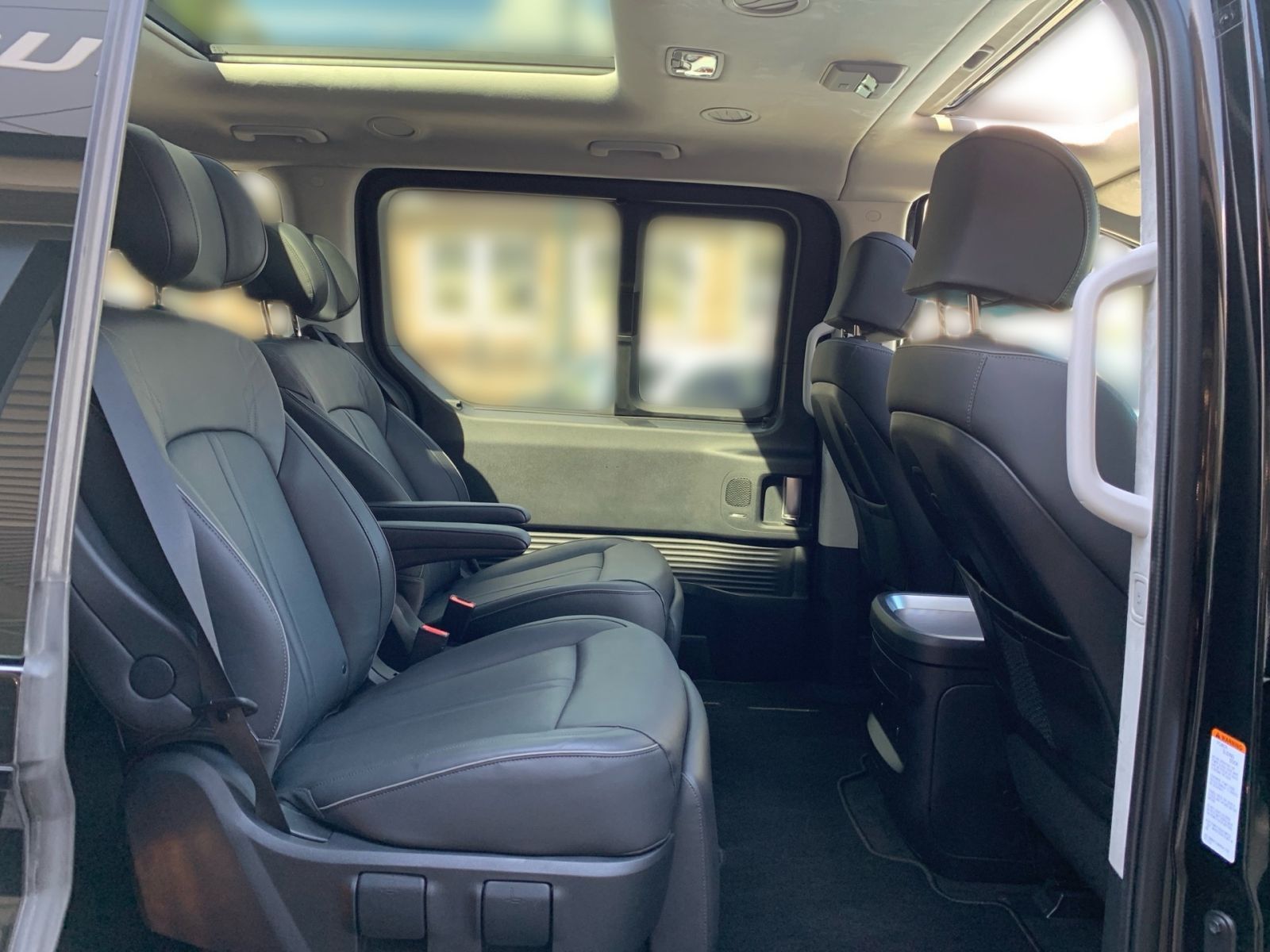 Fahrzeugabbildung Hyundai STARIA 2.2 CRDi Signature 4WD Panorama