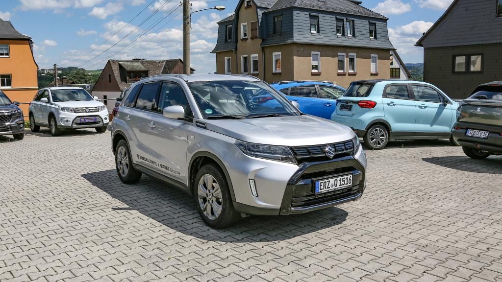Autohaus Franke & Ebert - Suzuki VITARA 1.4 COMFORT ALLGRIP LED+NAVI+SHZ - Bild 2 Autohaus Franke & Ebert - Suzuki VITARA 1.4 COMFORT ALLGRIP LED+NAVI+SHZ - Bild 2