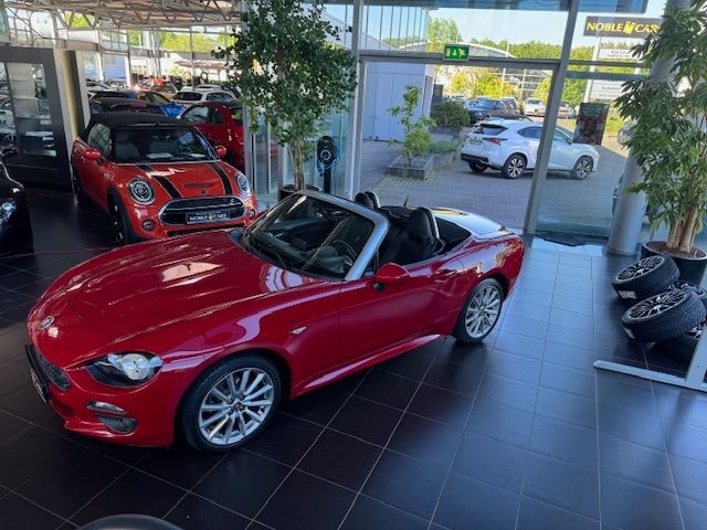 Fahrzeugabbildung Fiat 124 Spider Lusso KEYLESS NAV RFK SHZ DAB