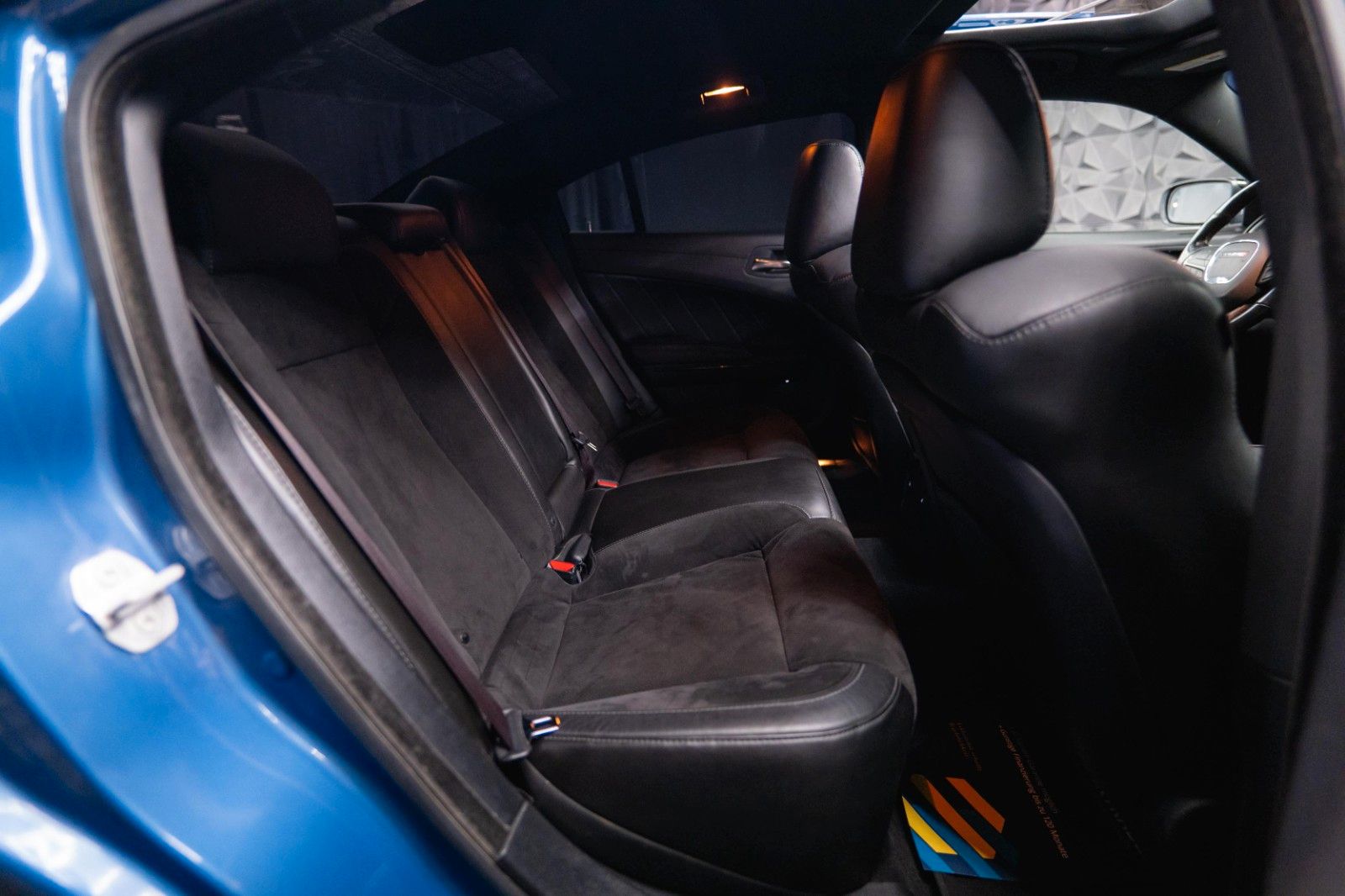 Fahrzeugabbildung Dodge Charger 5.7 V8 HEMI R/T Night-Paket Performance
