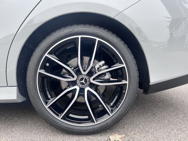 Mercedes-Benz CLA 200 Shooting Brake