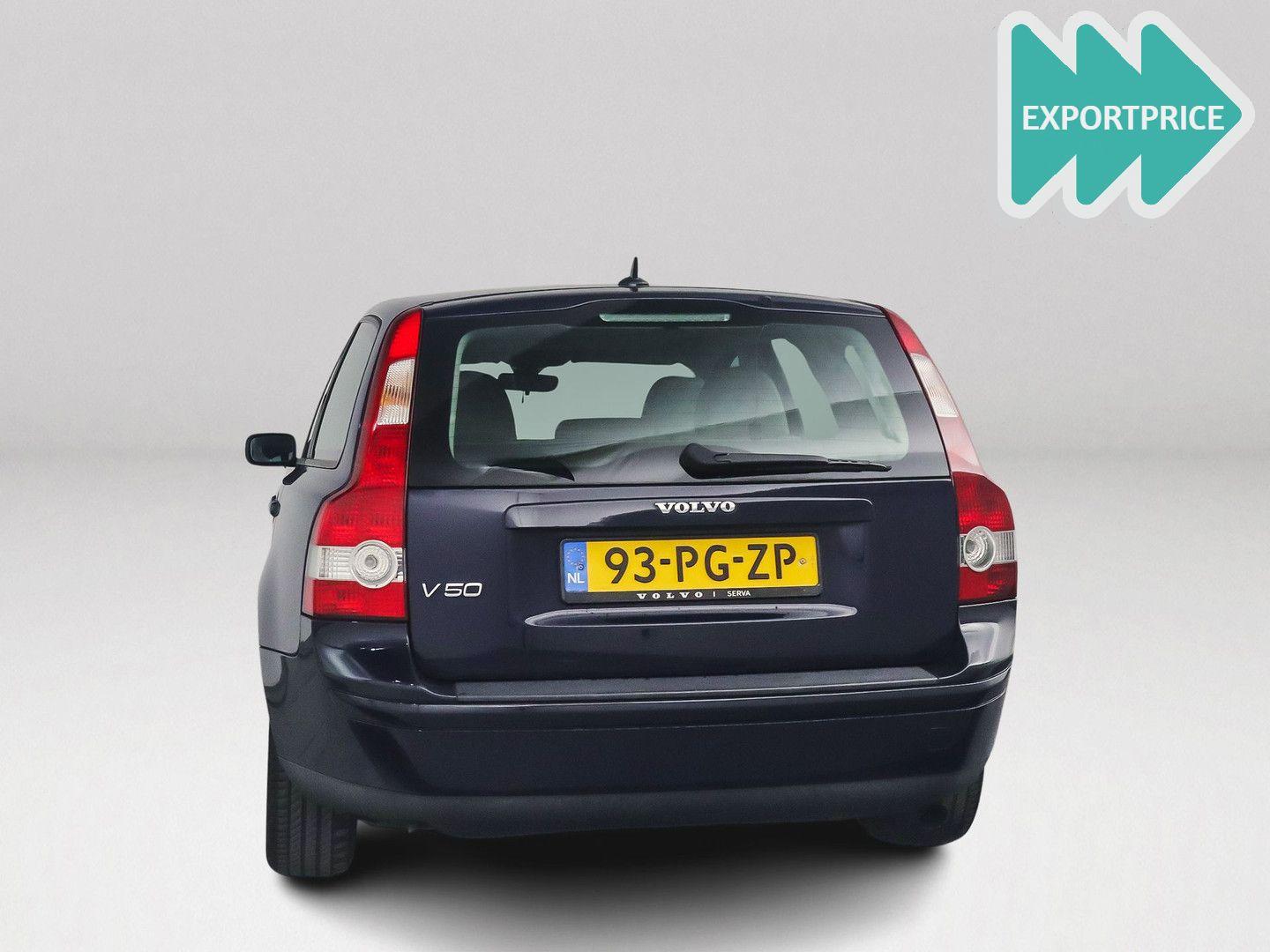 Volvo V50 2004 — photo 9