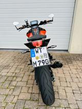 KTM DUKE 125/NEU TÜV/NEUE REIFEN/NEUER KETTENSATZ... - Offers