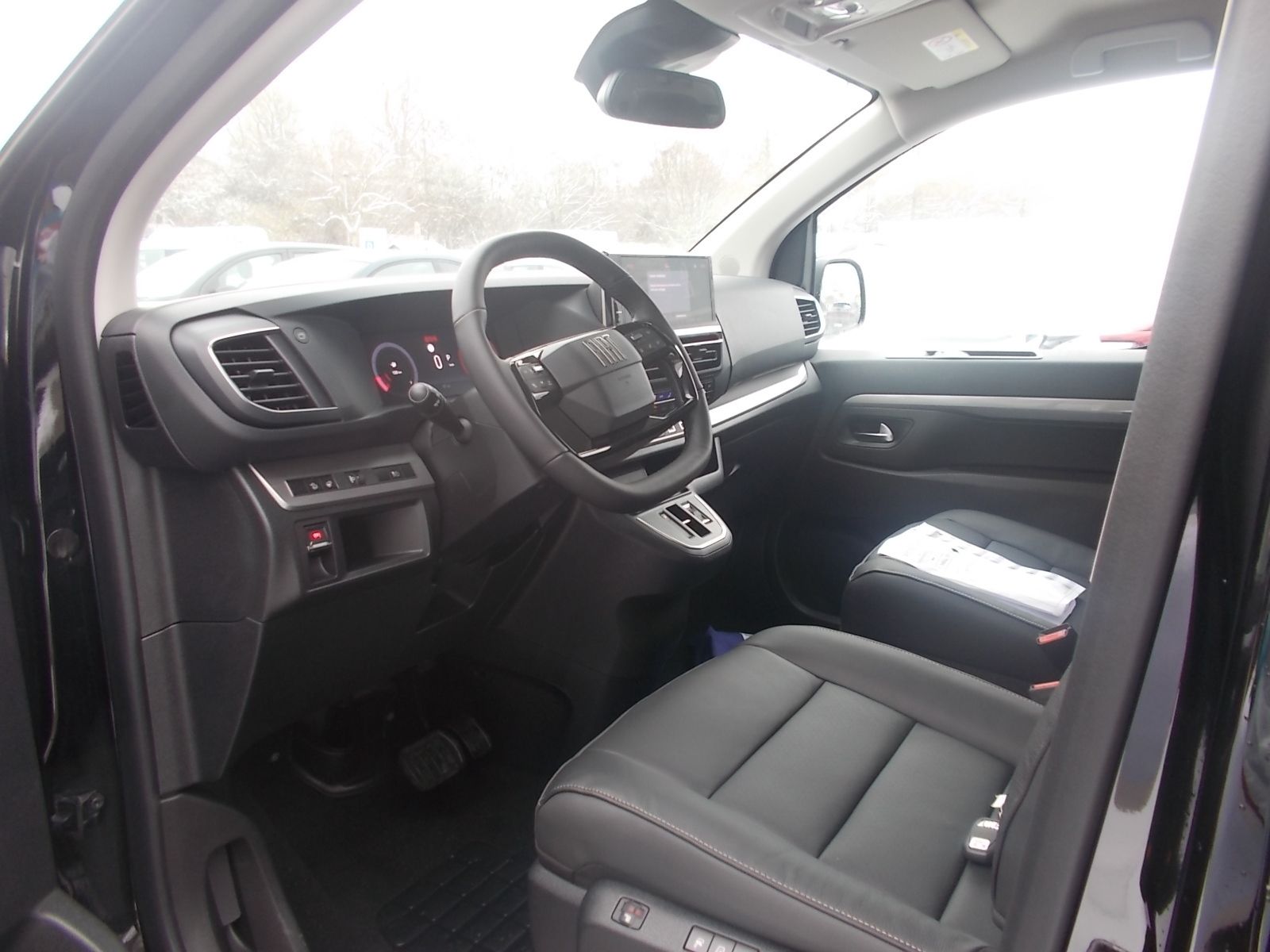 Fahrzeugabbildung Fiat Ulysse 180 BlueHDi L3 Top