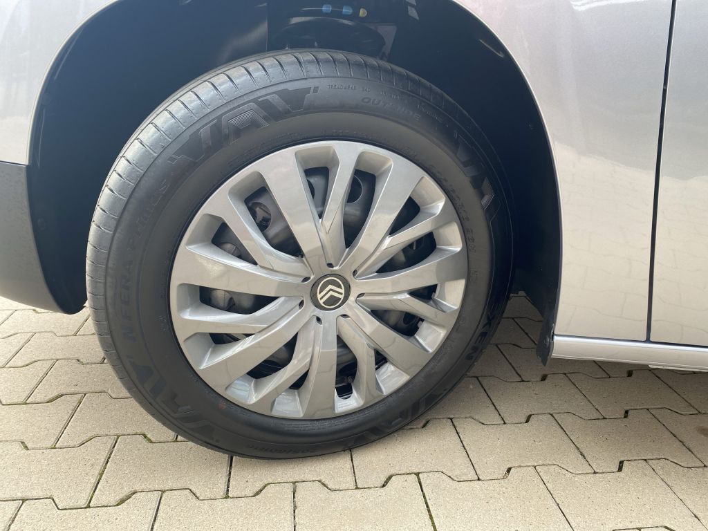 Fahrzeugabbildung Citroën Berlingo M Benzin 110 PLUS *Sitzh.*Rückfahrkam*