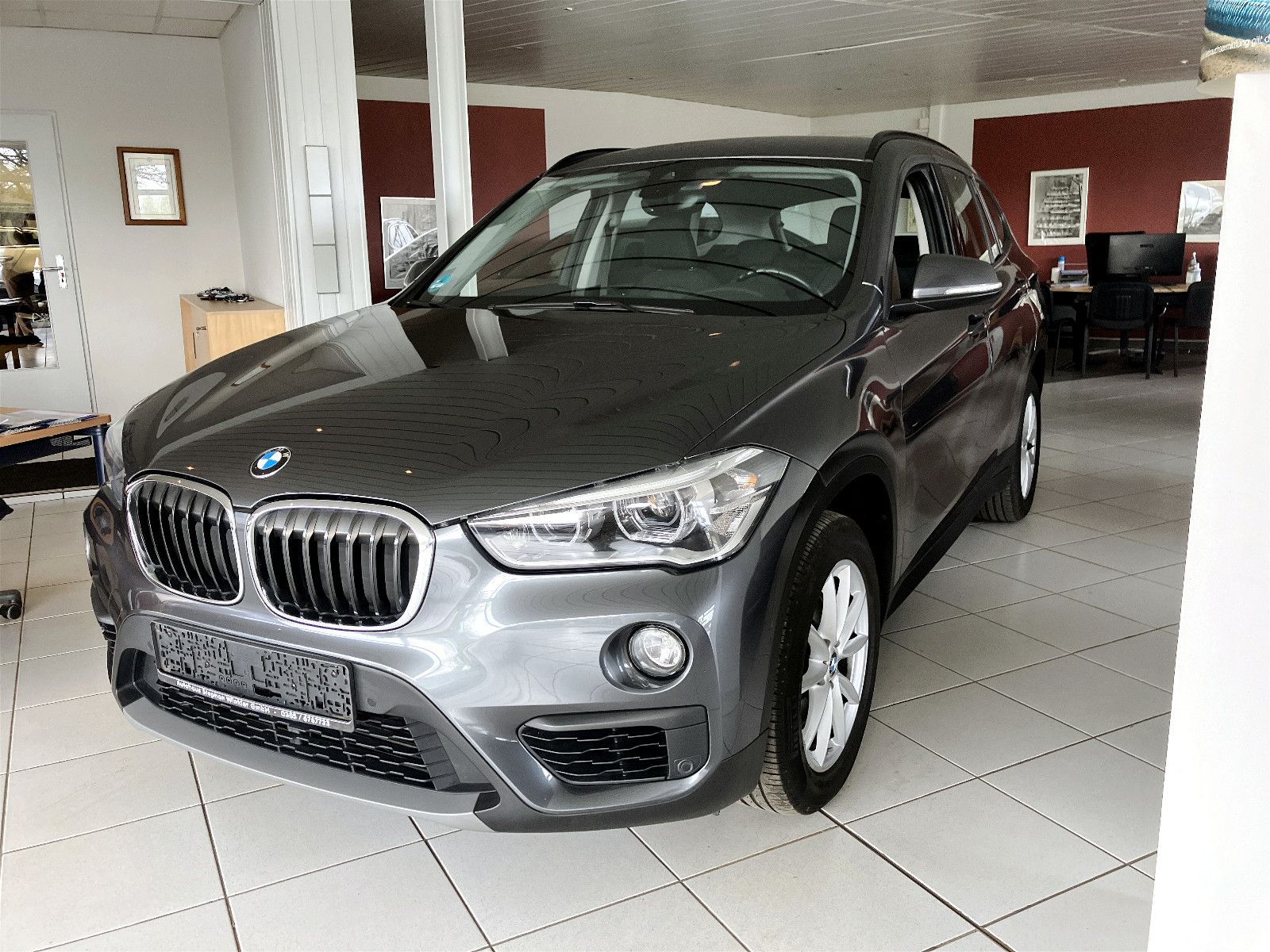 BMW X1 1,8iA Kamera/LED/Navi/Driving-&amp;Parkasst/AHK