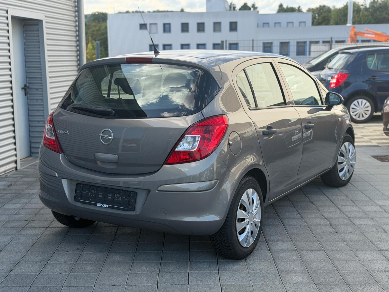 Opel Corsa D Selection*Klima*5-Türe*4 ZYL*