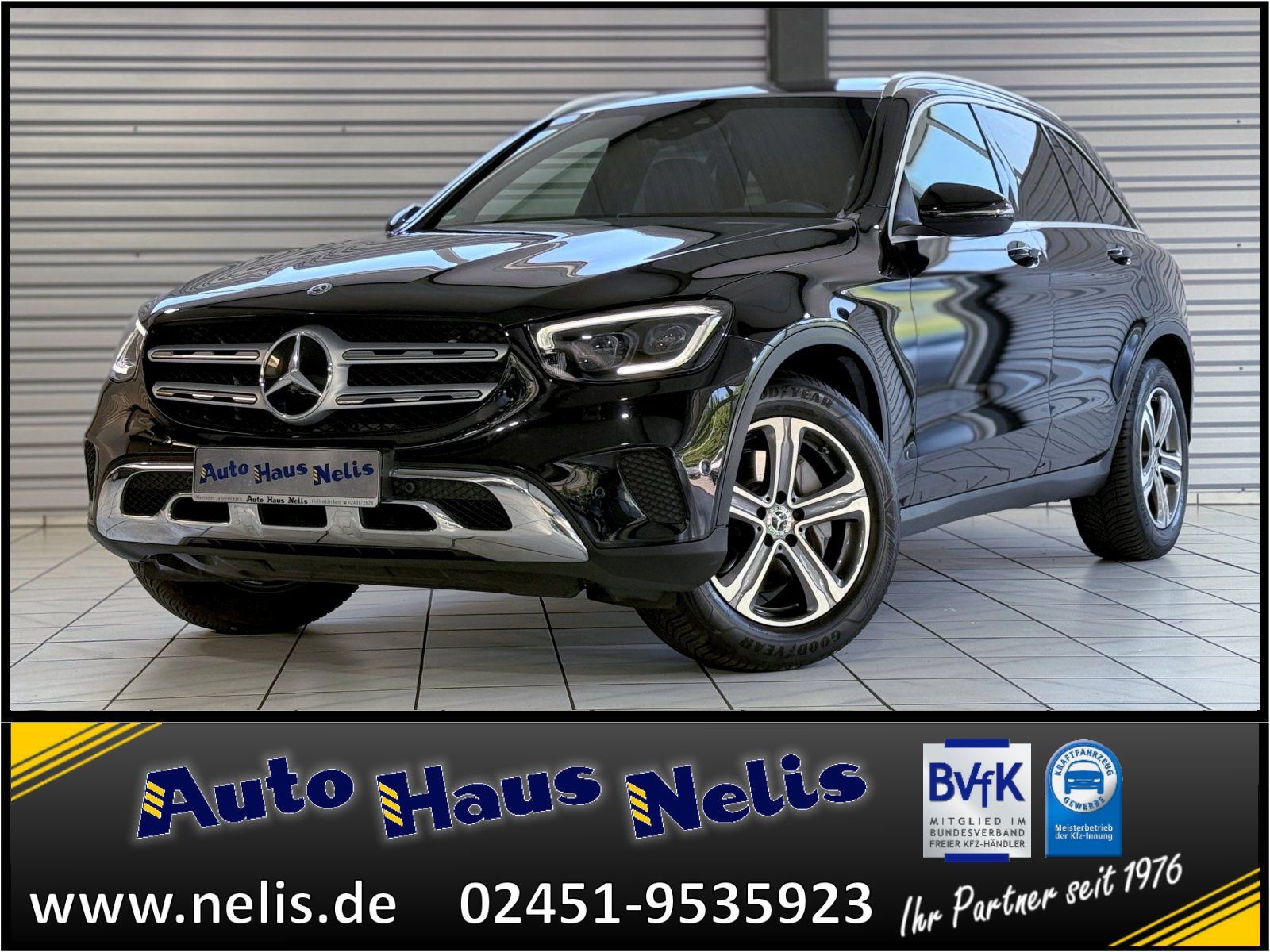 MERCEDES-BENZ GLC 200 AMG-Line Innen Panorama AHK FACELIFT WiF