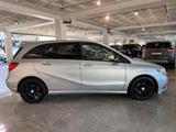 Mercedes-Benz B 200 *Automatik*Navi*Xenon*PDC* - Mercedes-Benz B 200 Gebrauchtwagen in Düsseldorf