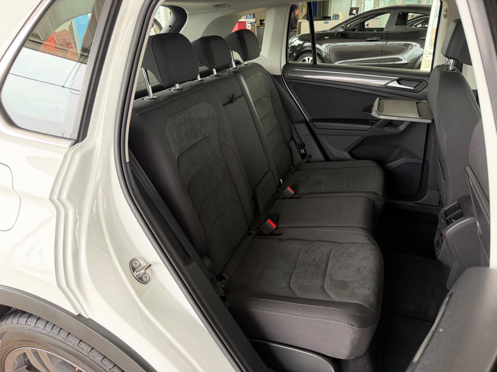 Volkswagen Tiguan *1.5 TSI DSG*R-Line*Highline*LED*ACC*SHZ*, миниатюра 27