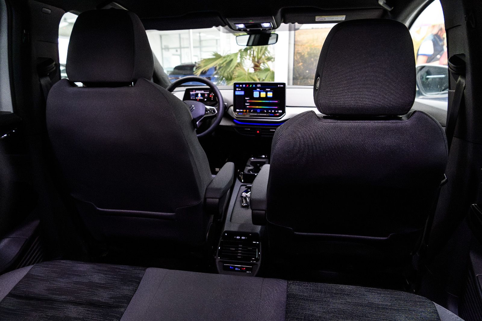 Fahrzeugabbildung Volkswagen ID.4 Pro IQ-LED+AHK+360°KAM+KEYLESS+WÄRMEP+DCC