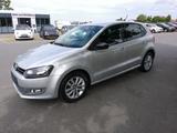 Volkswagen Polo V Style Automatik*1.Hand*NAVI*Siitzhzg*PDC* - Volkswagen Polo: Automat