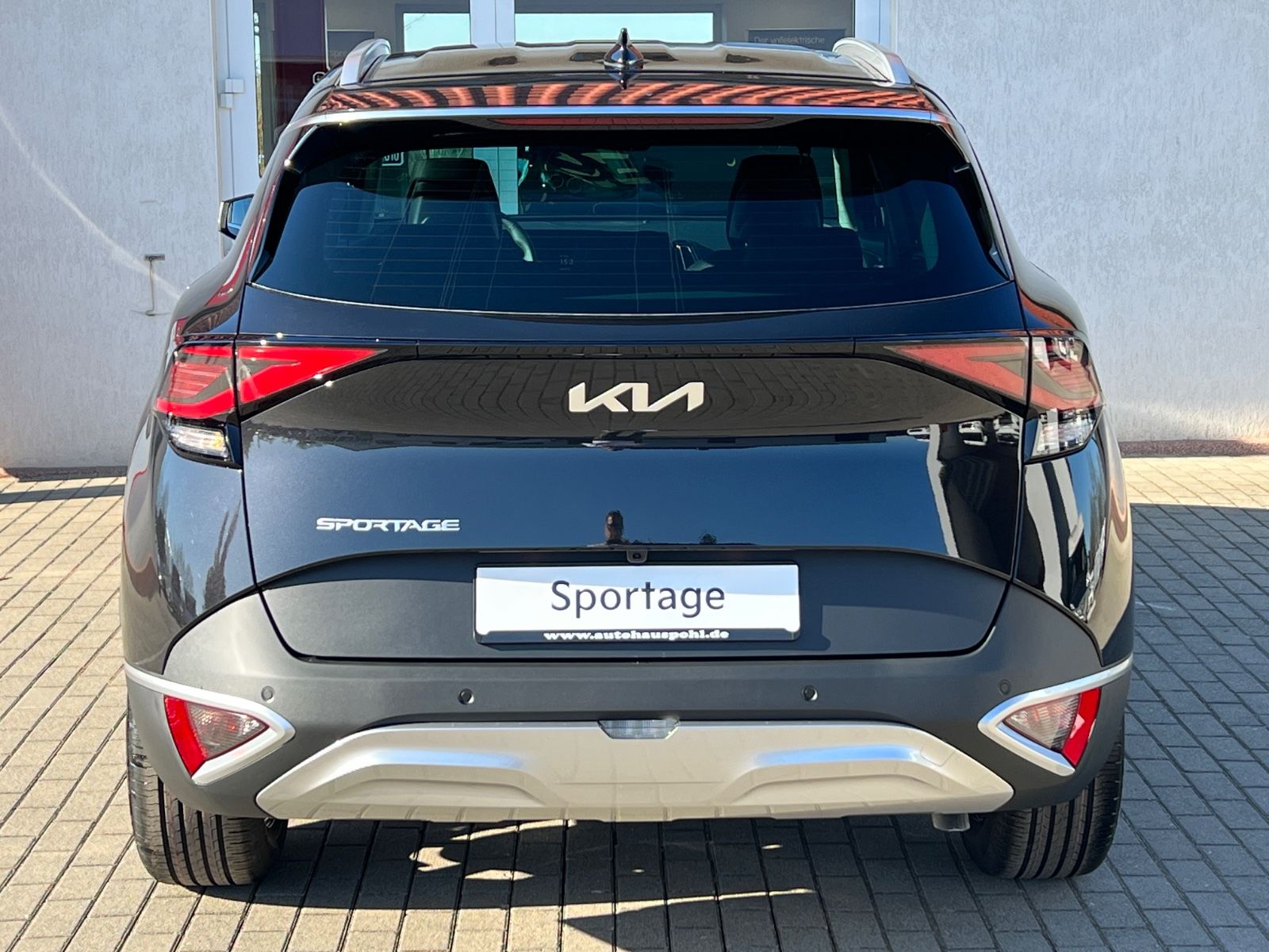 Fahrzeugabbildung Kia SPORTAGE 1.6T 48V 2WD DCT ULTIMATE EDITION