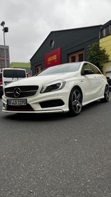 Mercedes-Benz A 250 Sport DCT Sport / Standheitzung  - Mercedes-Benz A-Klasse Gebrauchtwagen in Frankfurt