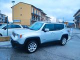 Jeep Renegade 2.0 Mjet 140 cv Limited 4x4 - silberne Jeep Renegade
