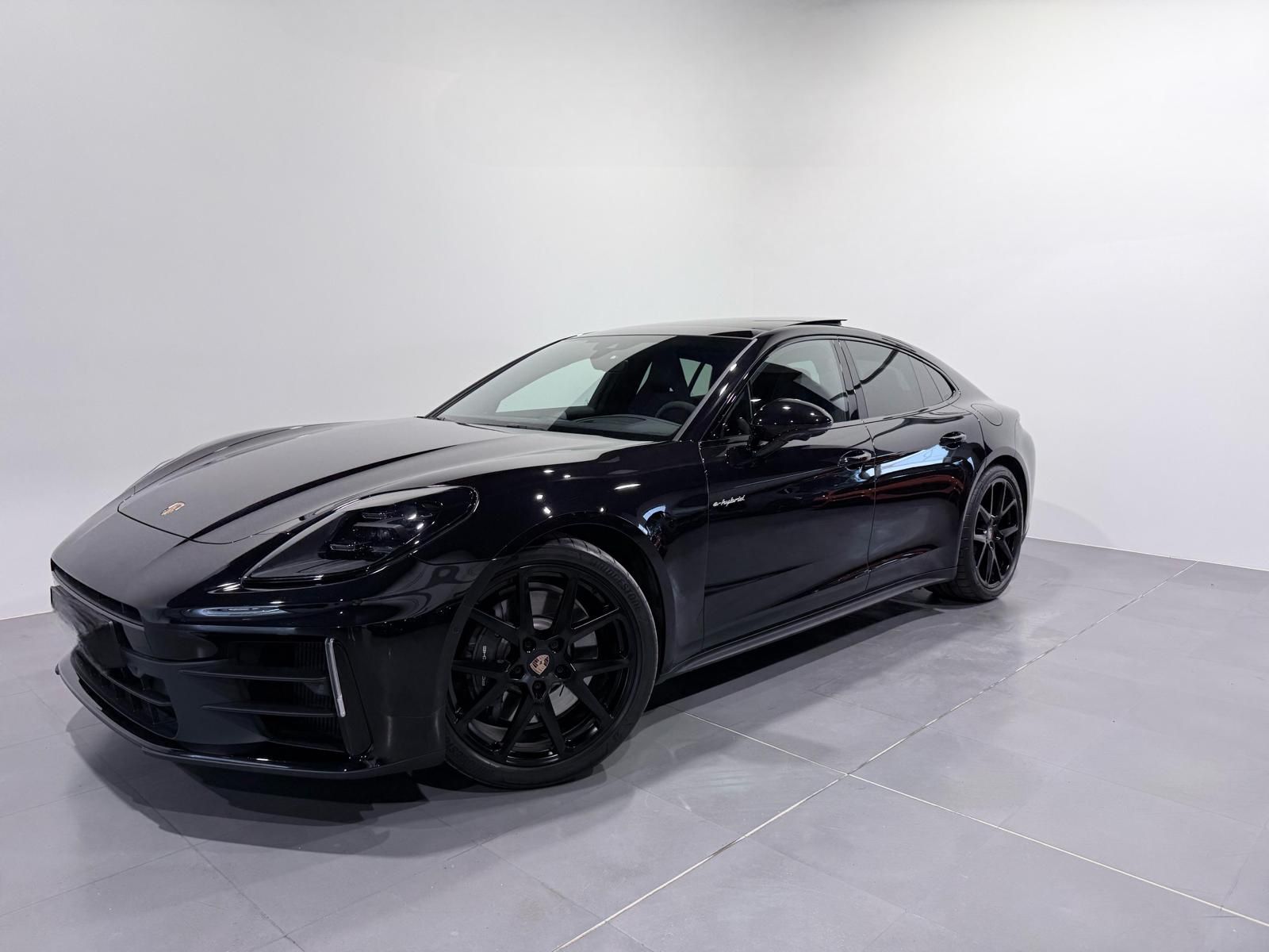 Porsche Panamera 4 E-Hybrid imagem 2