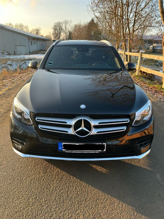 Image of Mercedes-Benz GLC 250