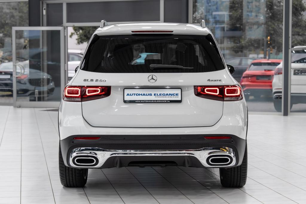 Mercedes-Benz GLB 250