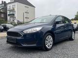 Ford Focus Lim. Ambiente - Ford: Blau