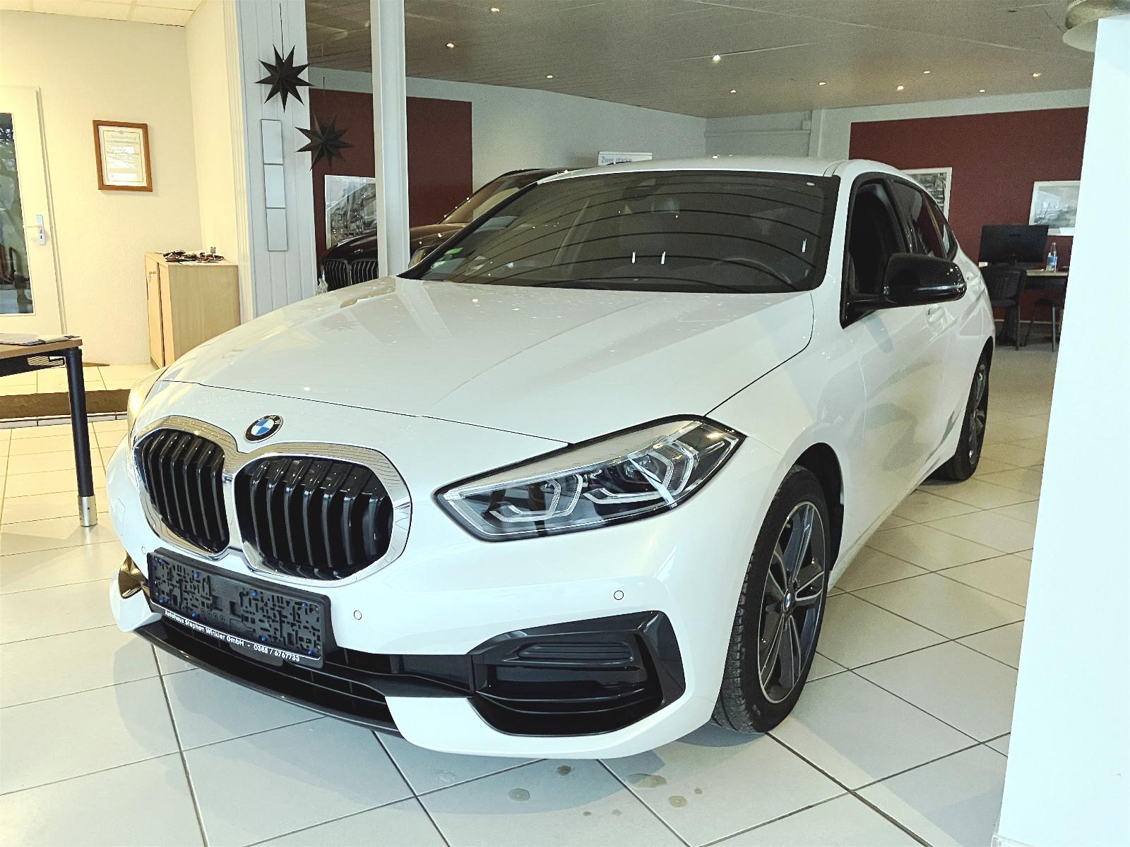 BMW 116d Sport Line/Apple/LivePRO/LED/DAB/Garantie