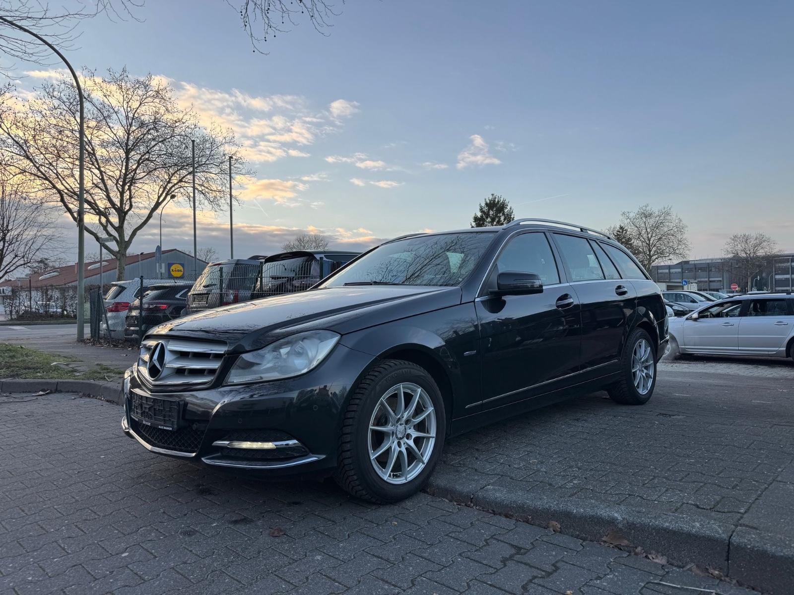 Mercedes-Benz C 180  CGI BlueEfficiency