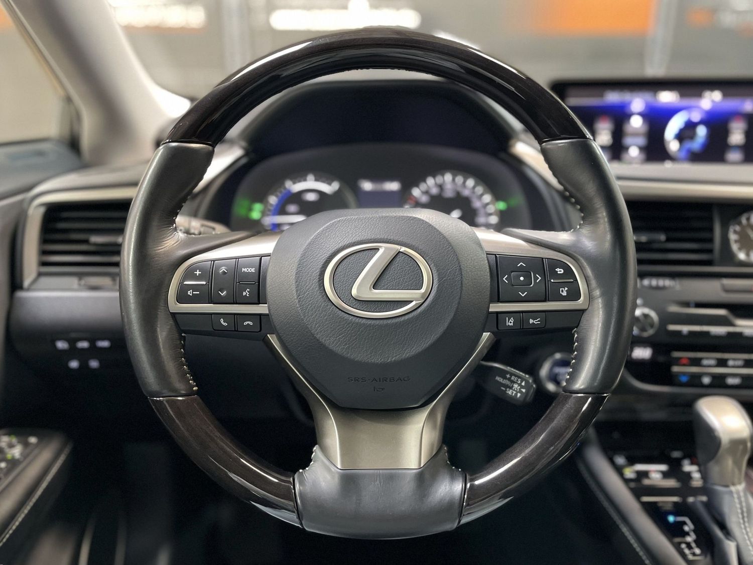 Fahrzeugabbildung Lexus RX 450h AWD Luxury Line #Pano#HeadUp#Memory#360°