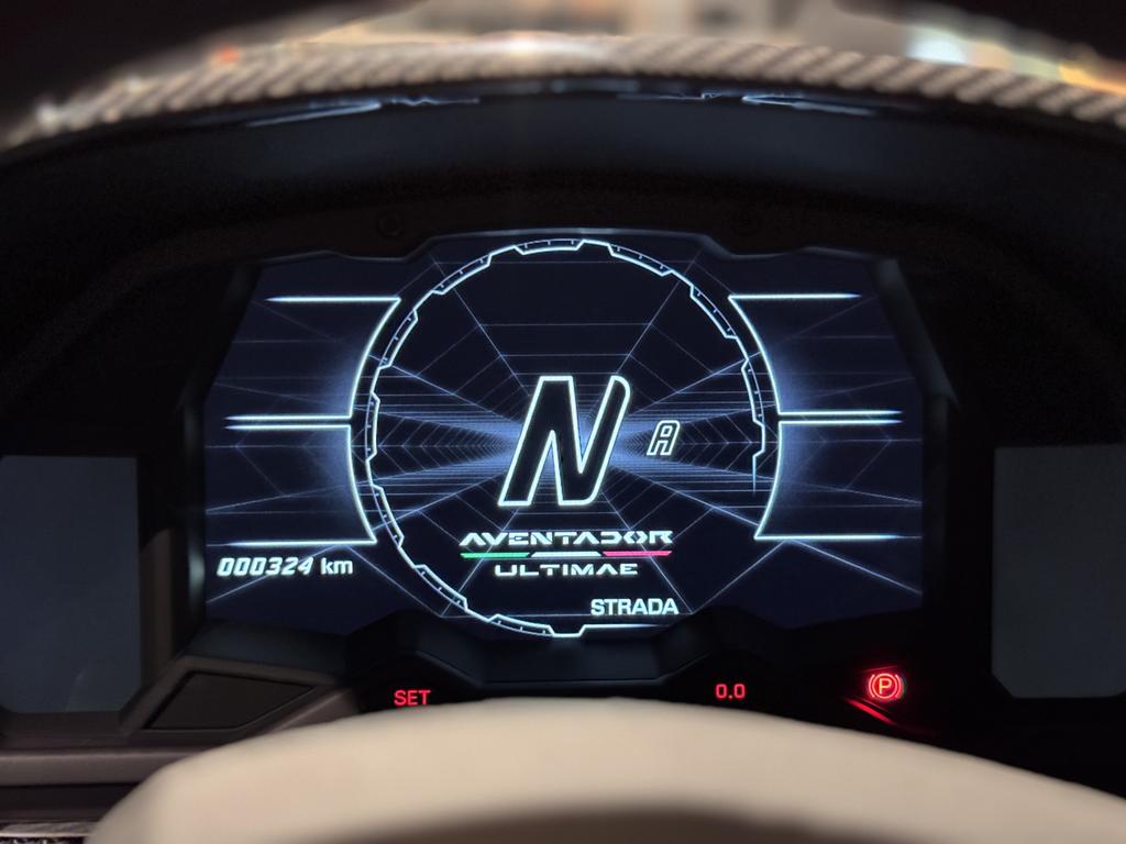 Lamborghini Aventador