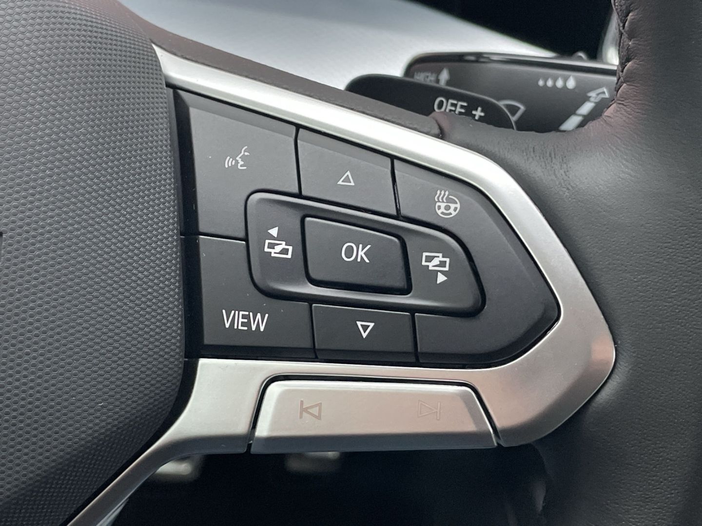 Golf VIII 1.5 eTSI DSG Goal AHK/Kamera/IQ.Light/