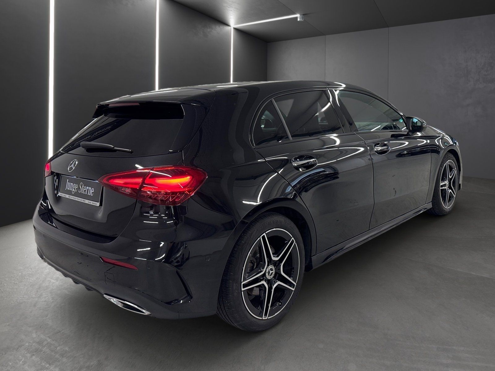 Fahrzeugabbildung Mercedes-Benz A 200 AMG*Pano*Distro*Night*Totwink*LED*Kamera*