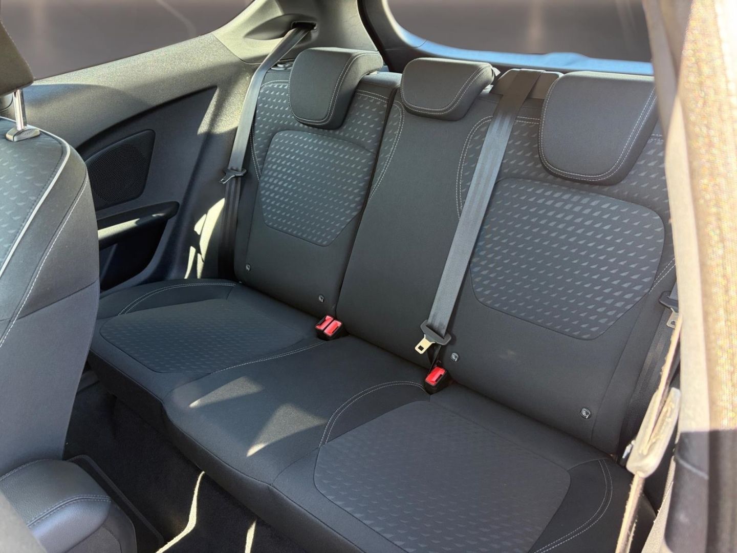 Fahrzeugabbildung Ford Fiesta Titanium, Alus,Klima,NSW Ambientebeleucht