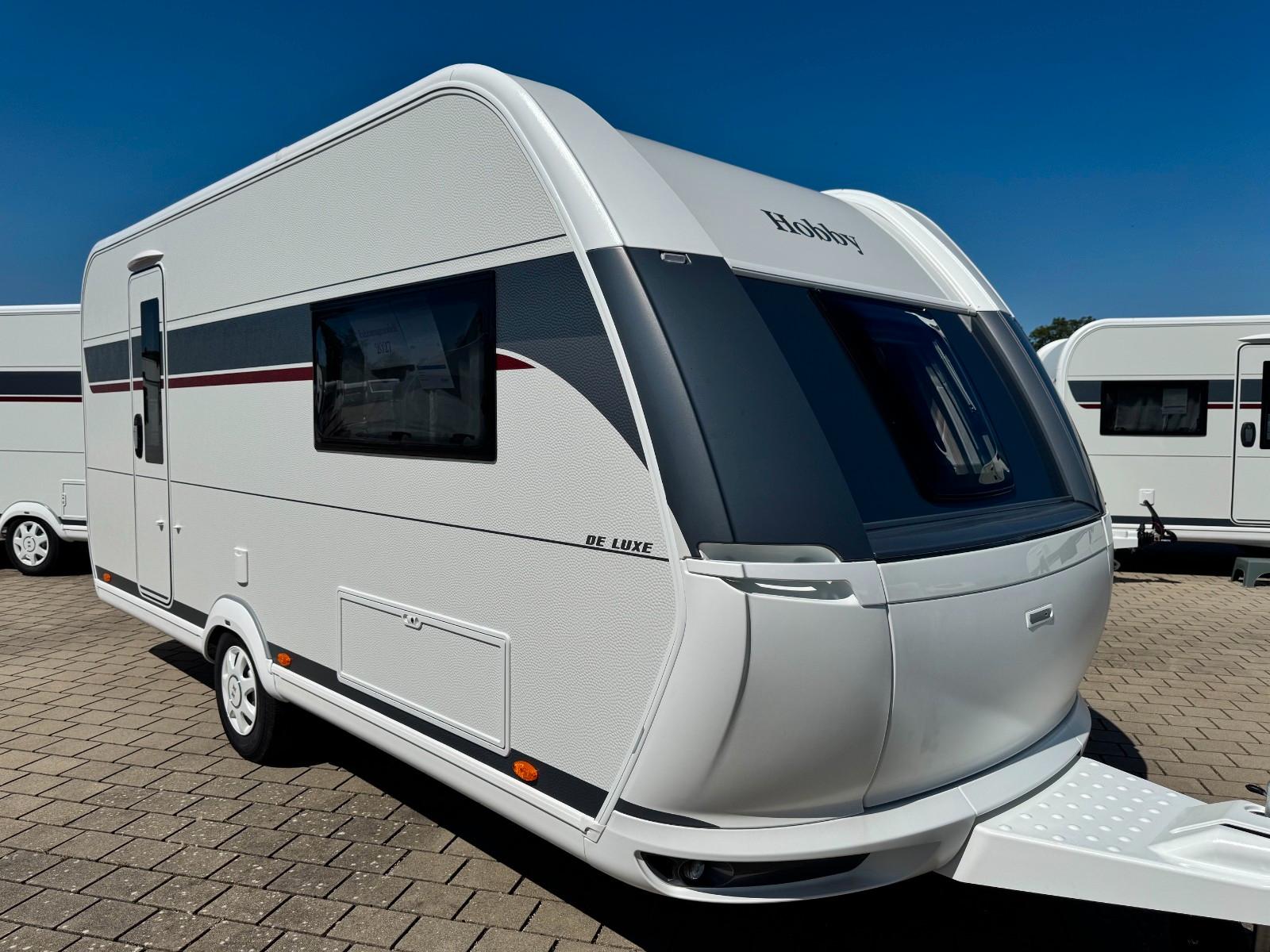 Hobby 460 SL De Luxe, 1500 kg, Rollrost, Modell 2027