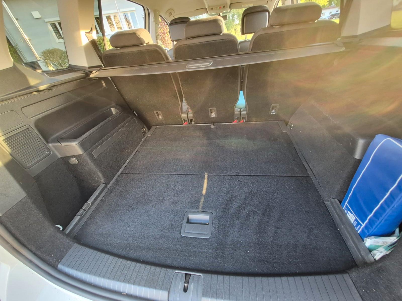 Volkswagen Touran 1.5 TSI Highline R-Line ACC/8-fach Alu, миниатюра 18