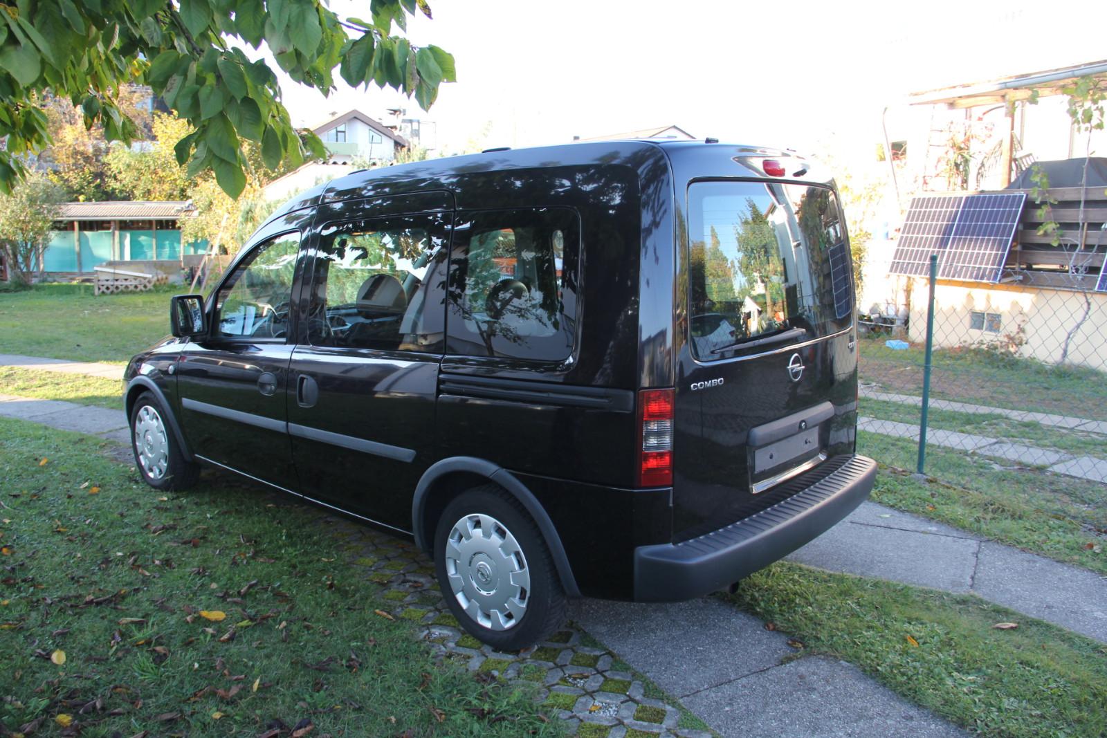 Opel Combo 2009 — photo 7