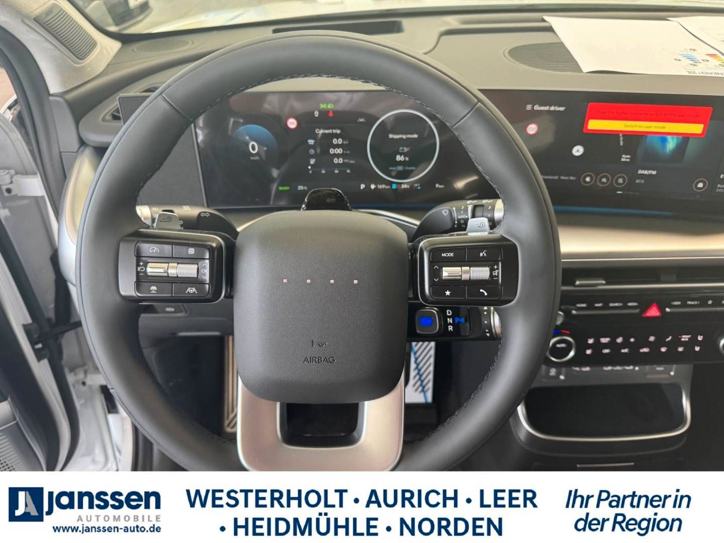 Fahrzeugabbildung Hyundai IONIQ 9 UNIQ Panorama-Glas-Schiebedach, Swivel-P