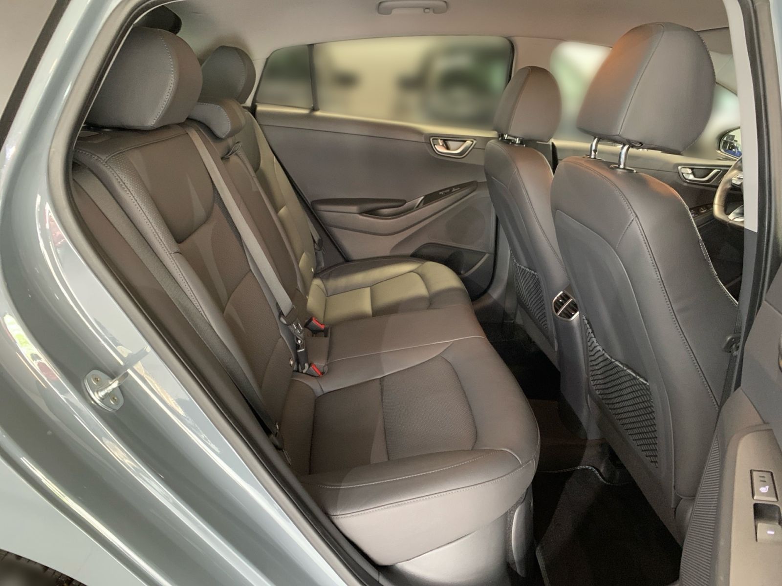 Fahrzeugabbildung Hyundai IONIQ 1,6 GDI Premium-Paket Hybrid