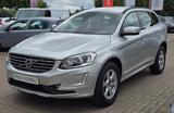 Volvo XC60 Momentum 2WD Automatik - Volvo XC60 Unfallwagen