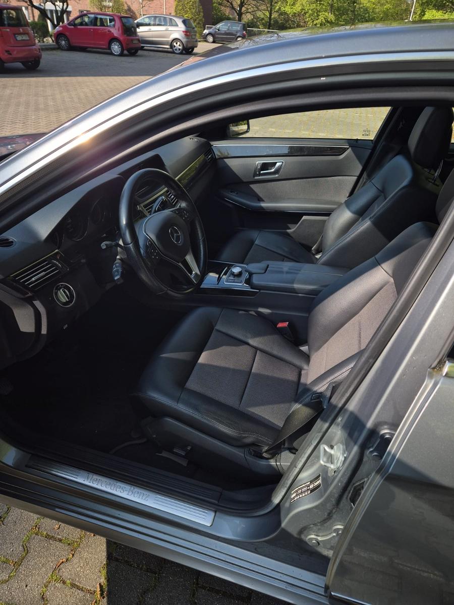 Mercedes-Benz E 220 CDI Standard