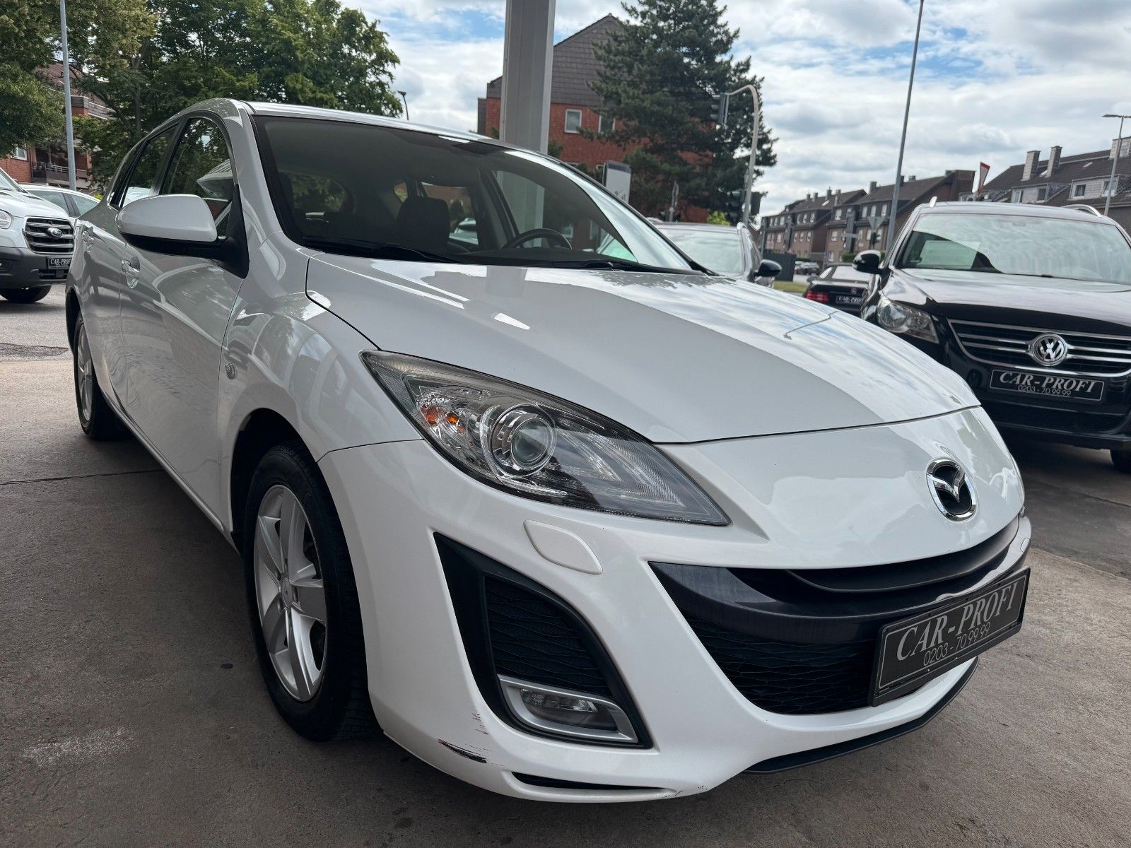 Fahrzeugabbildung Mazda 3 Lim. Sports-Line Autom. Klimaaut./BOSE/