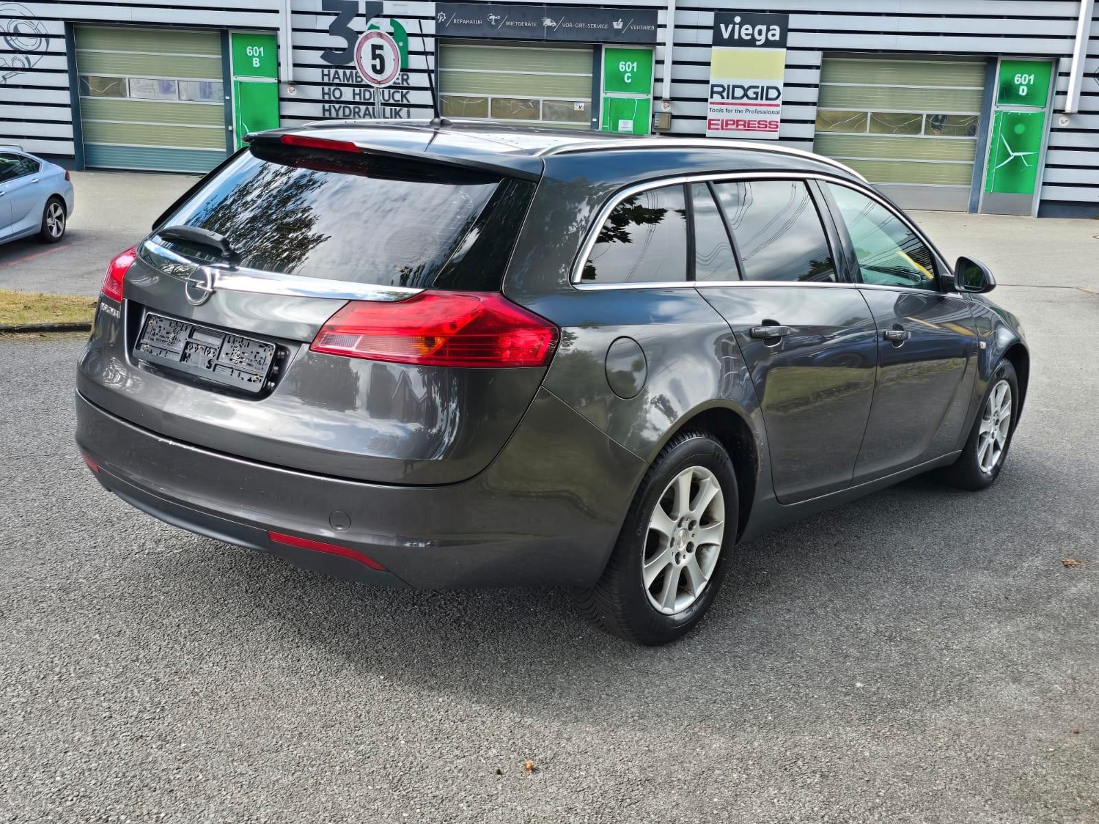 Opel Insignia 2009 — engine 1.598 cm³, 116 HP (85kW)