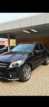 Mercedes-Benz GLE 350 d 4MATIC - - schwarze Mercedes-Benz GLE-Klasse