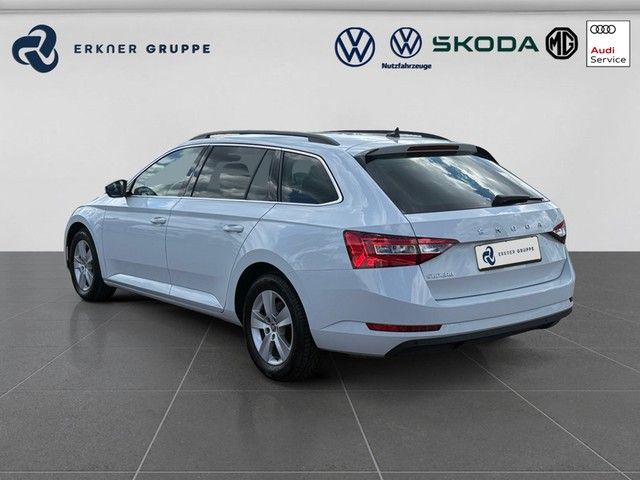 Skoda Superb - Bild 2