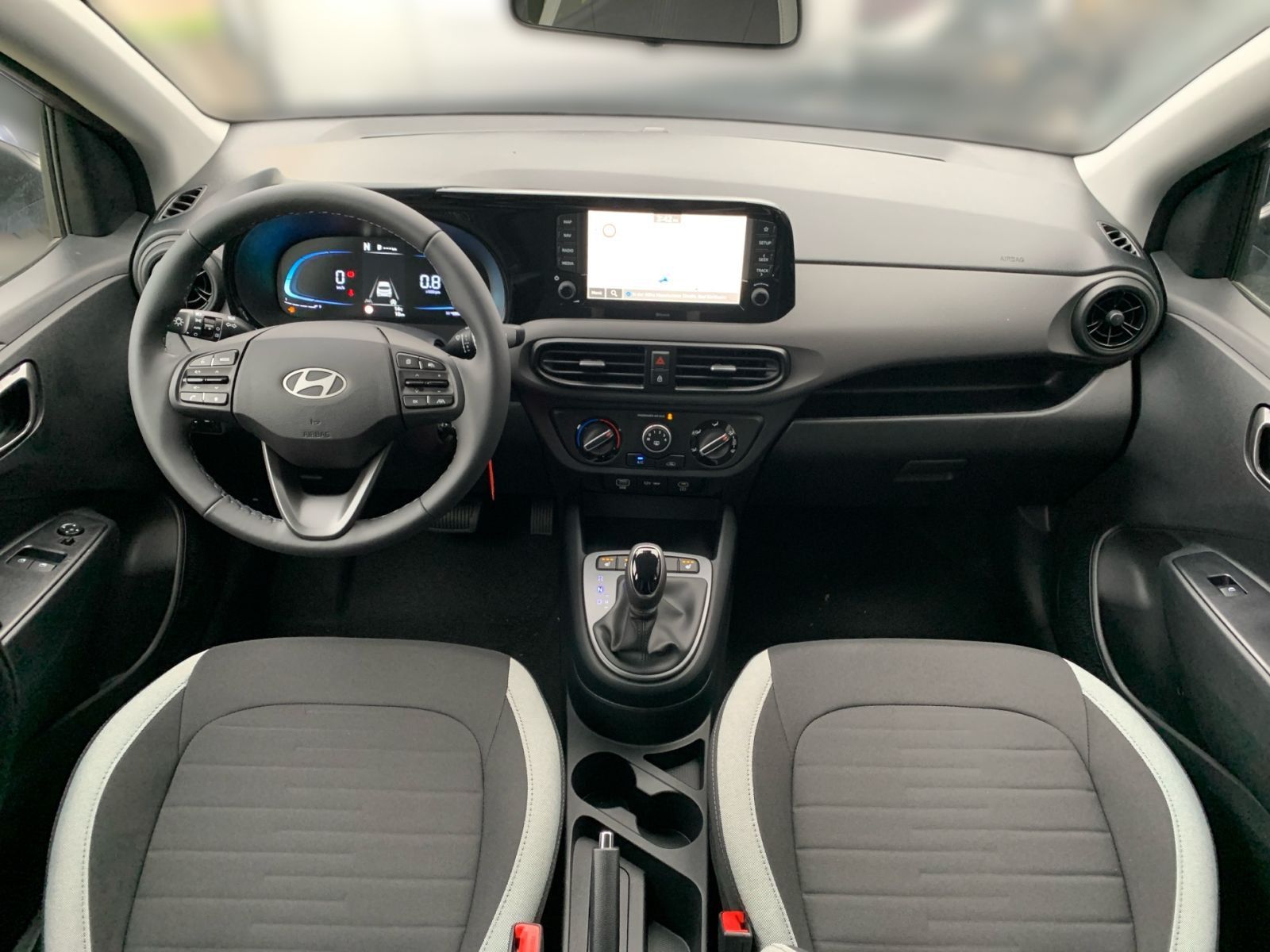 Fahrzeugabbildung Hyundai i10 FL 1.2 Automatik Trend Navi Kamera