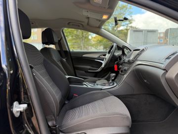 Opel Insignia - 8