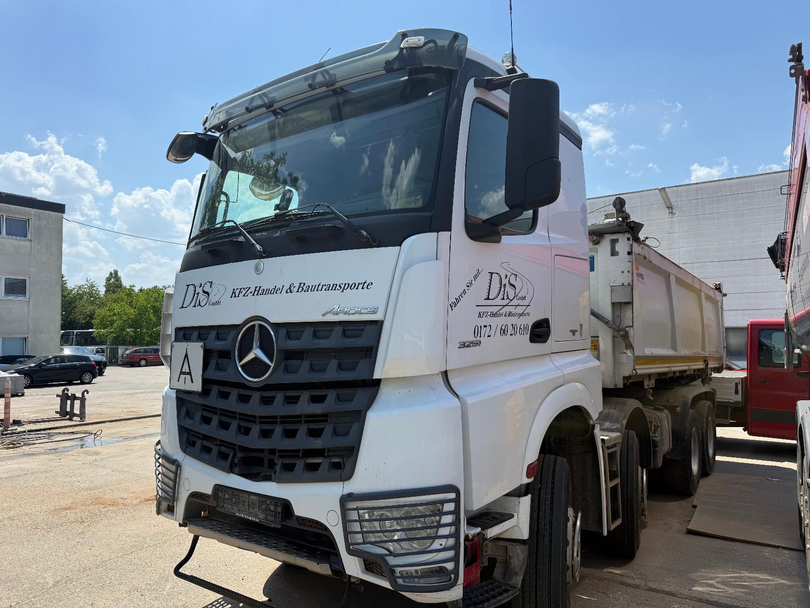 Mercedes-Benz Arocs 4 4-Achser 32 51 *8x4*Bordmatik*Blatt**