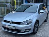 Volkswagen Golf VII Lim. 2.0 TDI Allstar*Standheizung*AHK* - mit Diesel-Antrieb: Lederlenkrad, Limousine, mit Klimaautomatik
