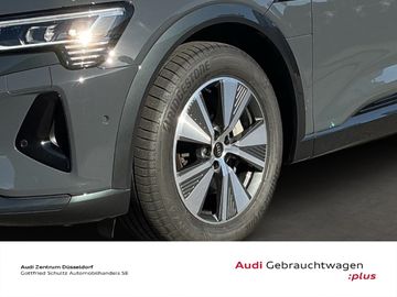 Audi Q8 e-tron - 10