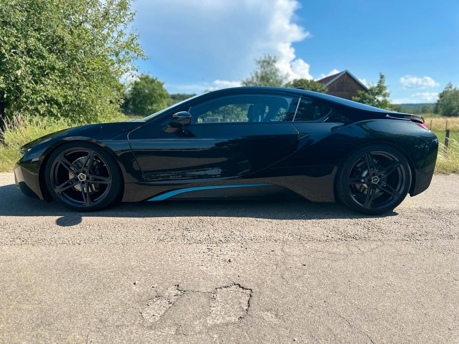 BMW i8*AC Schnitzer*Carbon*21 Zoll*Kam*Head-Up*